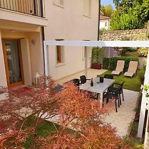 Il Piccolo Borgo Apartment